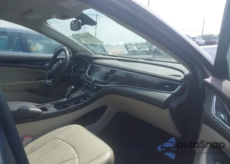 2017 Buick Lacrosse Preferred z USA, uszkodzony, nr VIN 1G4ZN5SS5HU179916